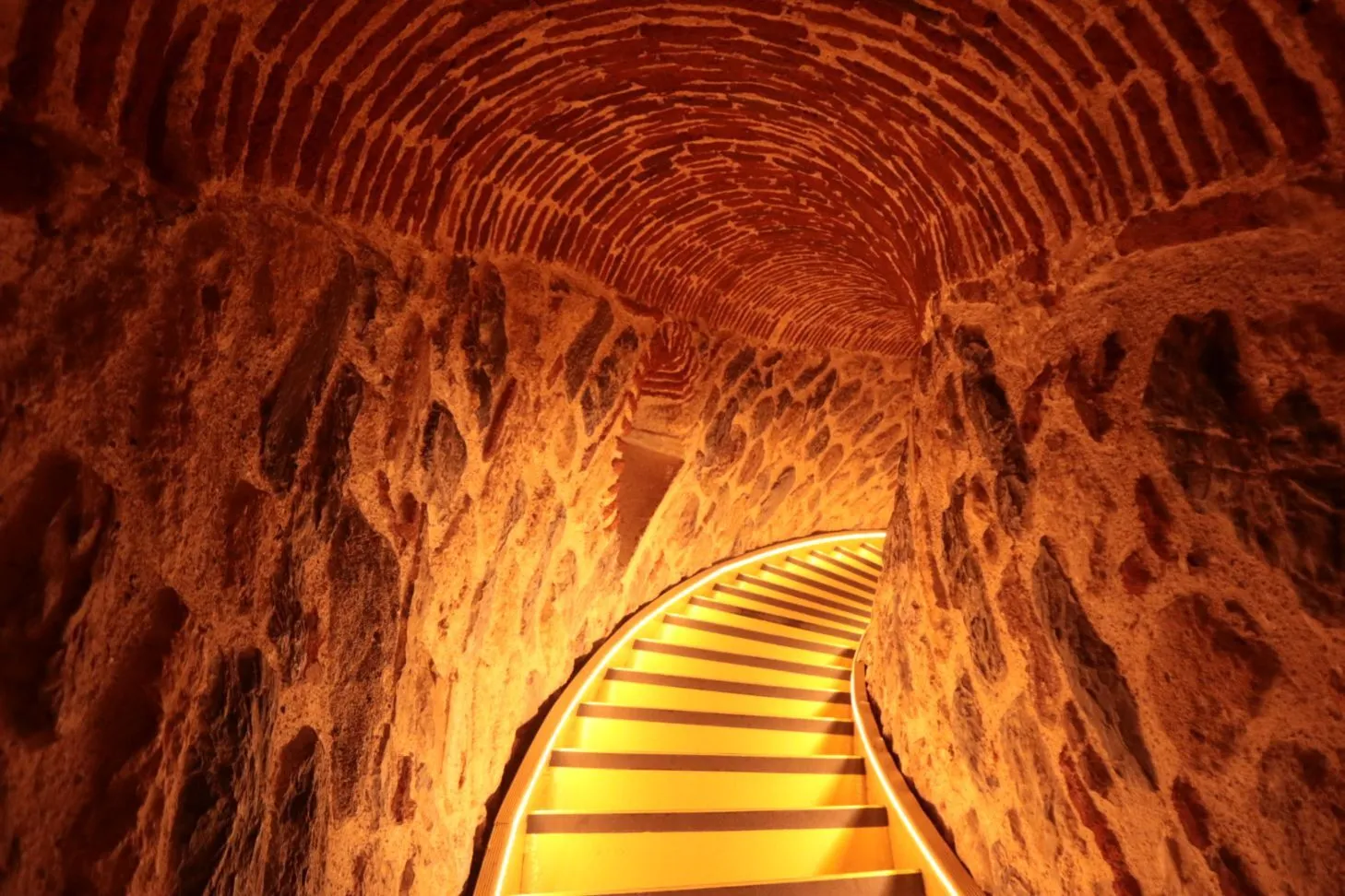 Kule içi
